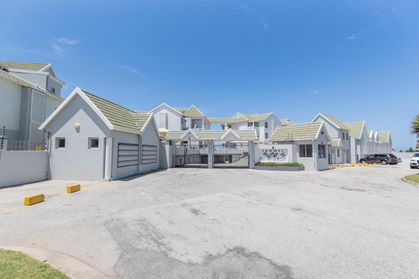 Luxury On The Beach Port Elizabeth Luaran gambar