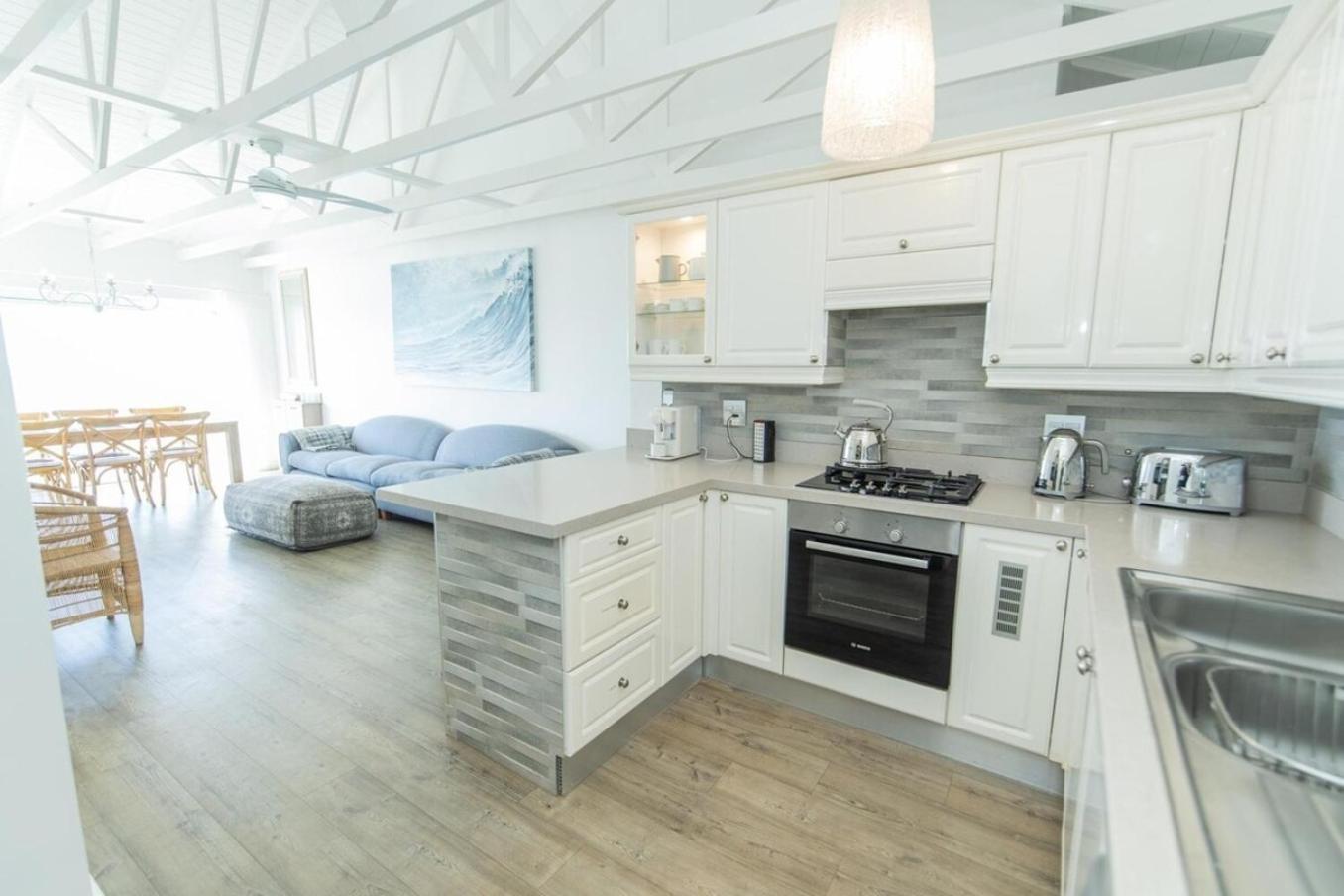 Luxury On The Beach Port Elizabeth Luaran gambar