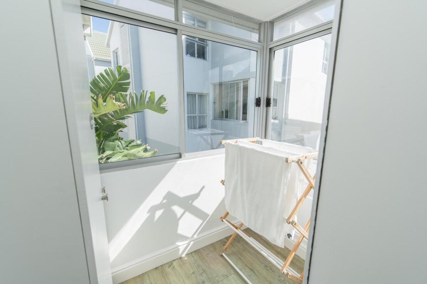 Luxury On The Beach Port Elizabeth Luaran gambar