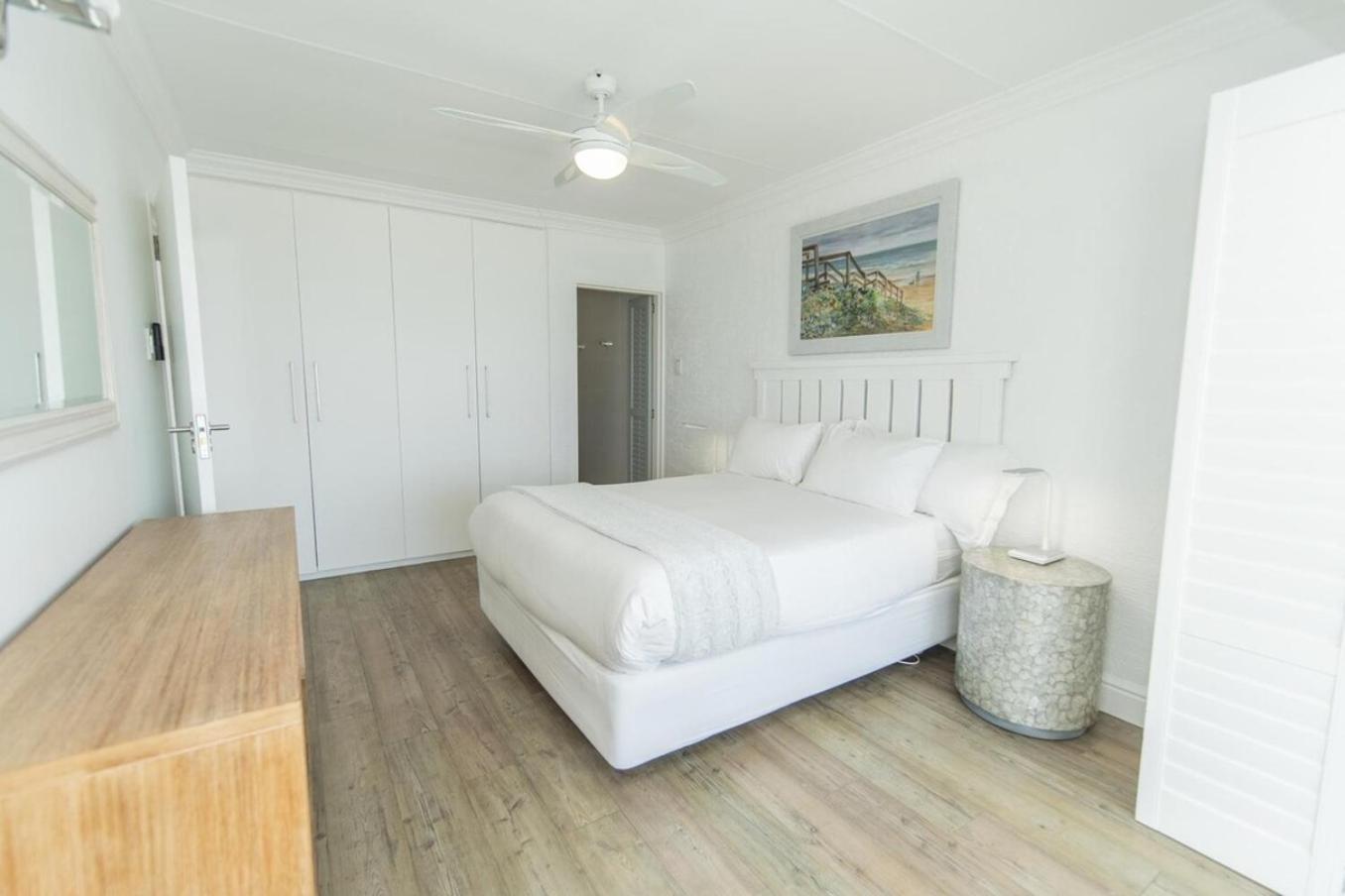 Luxury On The Beach Port Elizabeth Luaran gambar