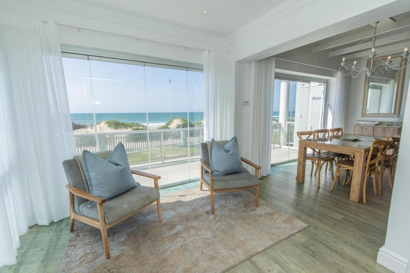 Luxury On The Beach Port Elizabeth Luaran gambar